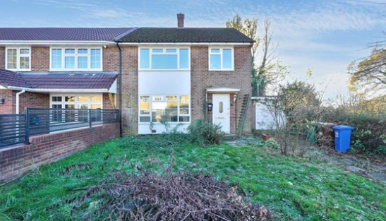 Updatin/Refurbioshment in BRACKNELL photo